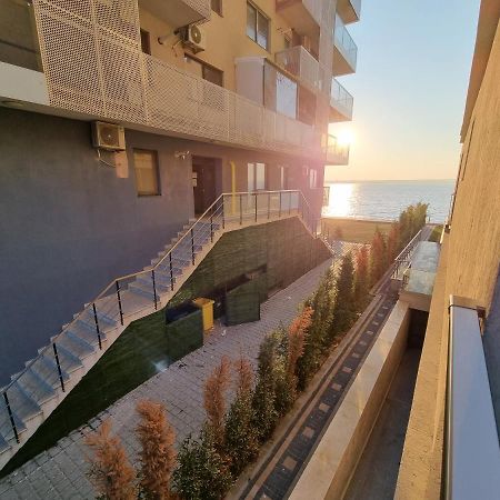 Breeze Studio Apartment Mamaia Ngoại thất bức ảnh